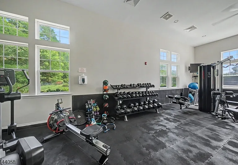 7319 Coventry Ct — Photo 21