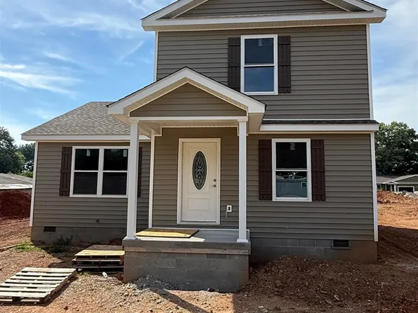 205 N 9th St, Cave City, KY 42127