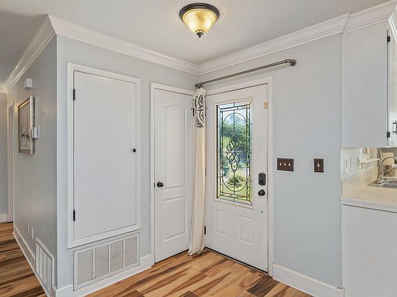 5th image of 436 Morningbird Ct