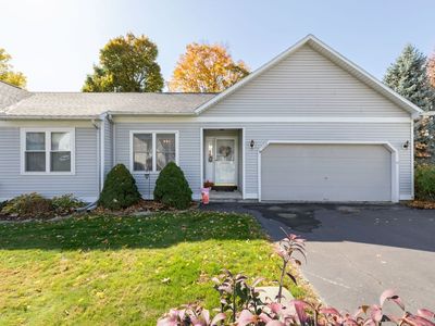 122 Timber Wolf Cir, Syracuse, NY, 13209