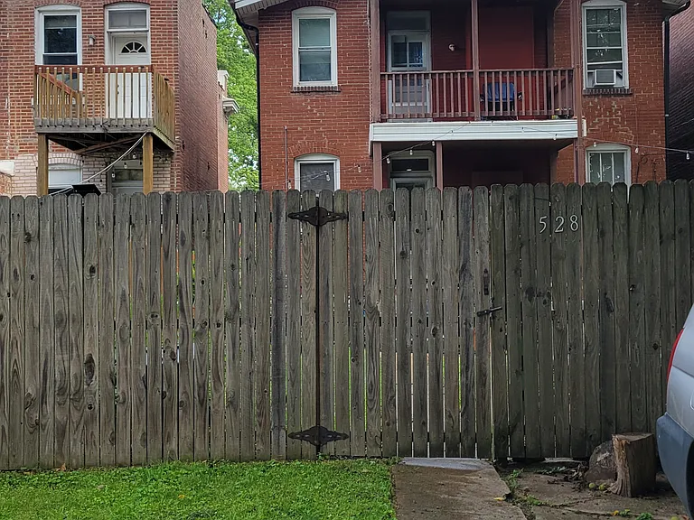 528 Dover Pl — Photo 20