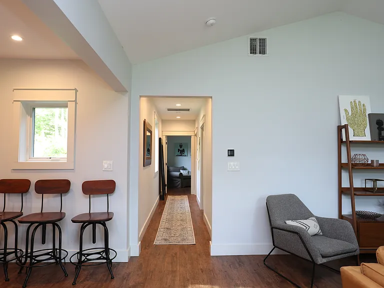 36 Northwoods Rd — Photo 11