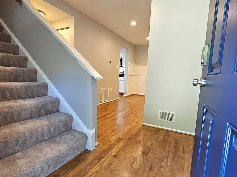 6430 Shannon Station Ct — Photo 3
