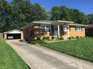 6717 Fernhaven Rd, Louisville, KY 40228