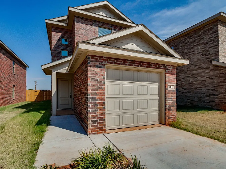 3303 NW 149th St