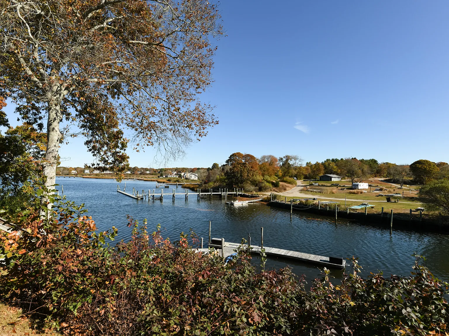 228 Wood Hill Rd — Photo 1