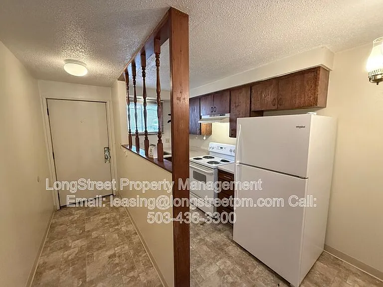 1250 SW E Ave #2 — Photo 7
