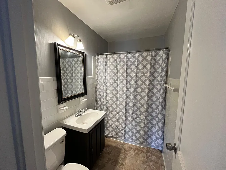 6127 Amherst Ave — Photo 14