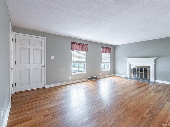 3rd image of 108 Wyngate Dr