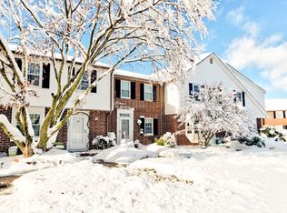 622 Chickering Rd #622, North Andover, MA 01845