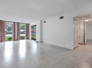 2000 Atlantic Shores Blvd APT 107, Hallandale, FL 33009