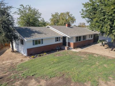 12390 E Kamm Ave, Kingsburg, CA, 93631