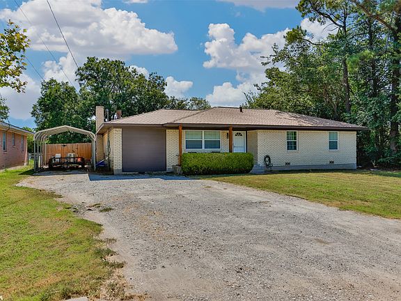 3rd image of 1634 Old Denton Rd