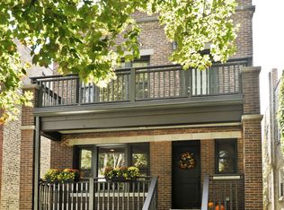 2517 W Hutchinson St, Chicago, IL 60618
