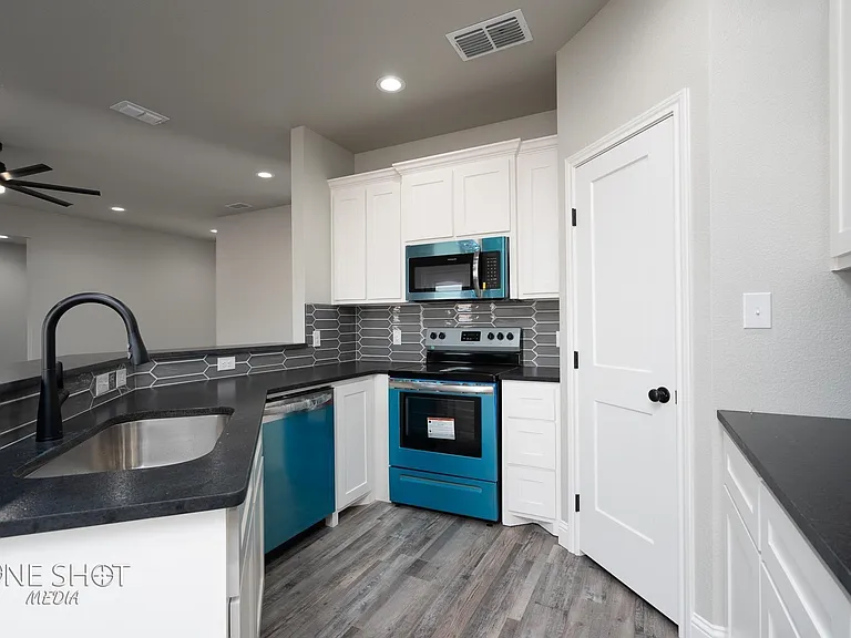1728 Bandolero Rd — Photo 26