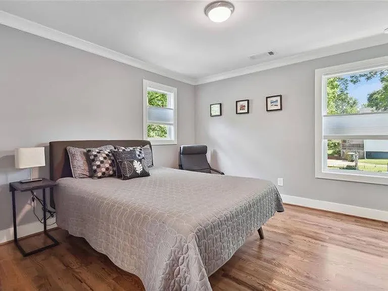 1237 Milton Ter SE — Photo 22
