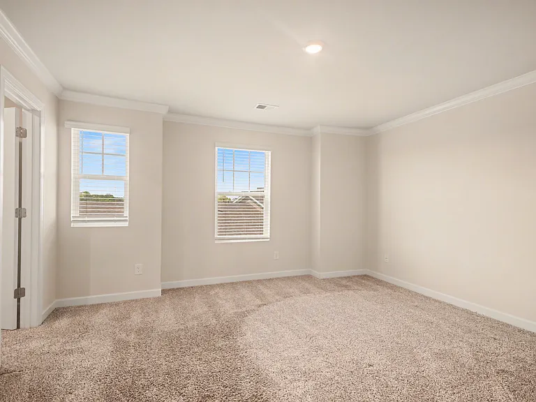 4426 Millennium Ave — Photo 24