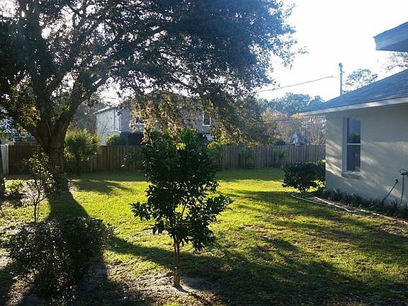 5th image of 2933 Conyers Ct