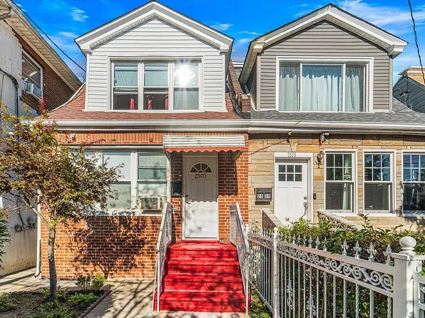 25-07 Humphreys St, East Elmhurst, NY 11369