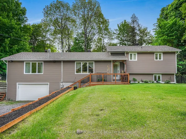 1420 Lacroix Rd, Clarence Rockland, ON K0A 2A0