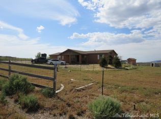 17221 Cheyenne Ave, Tehachapi, CA 93561