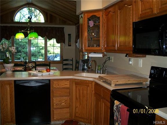 5th image of 30 Casse Ct