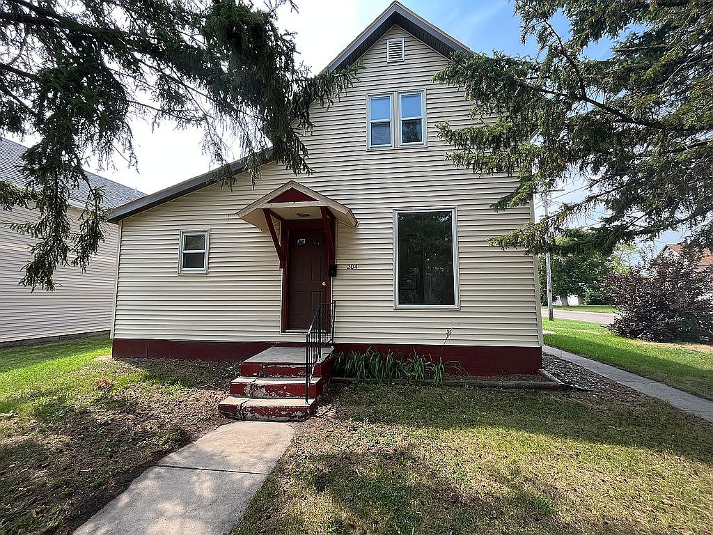 204 5th Ave S, Crookston, MN 56716 Zillow