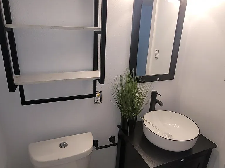 2820 Fort Ave — Photo 5
