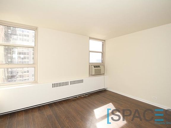 5th image of 3950 N Lake Shore Dr APT 2103