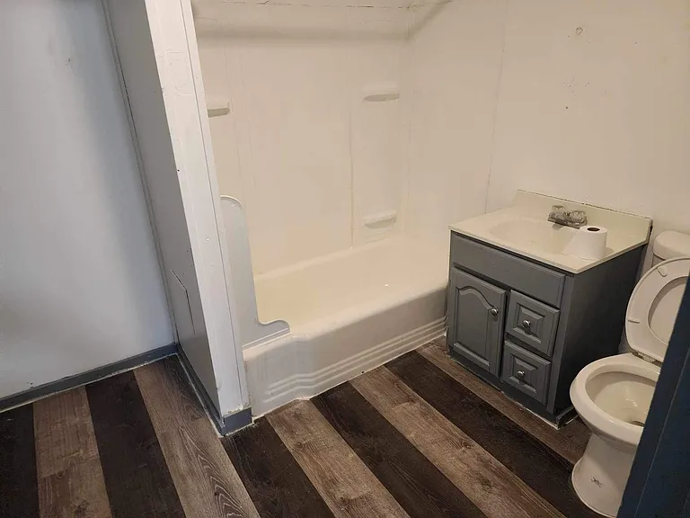 631 Main St #1 — Photo 14
