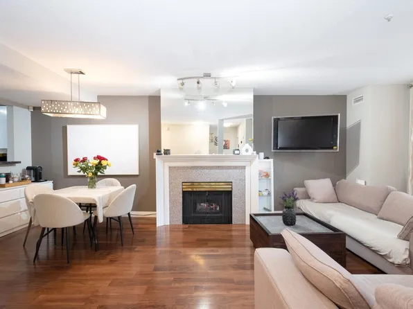 3081 Glen Dr #108E, Coquitlam, BC V3B 2P8