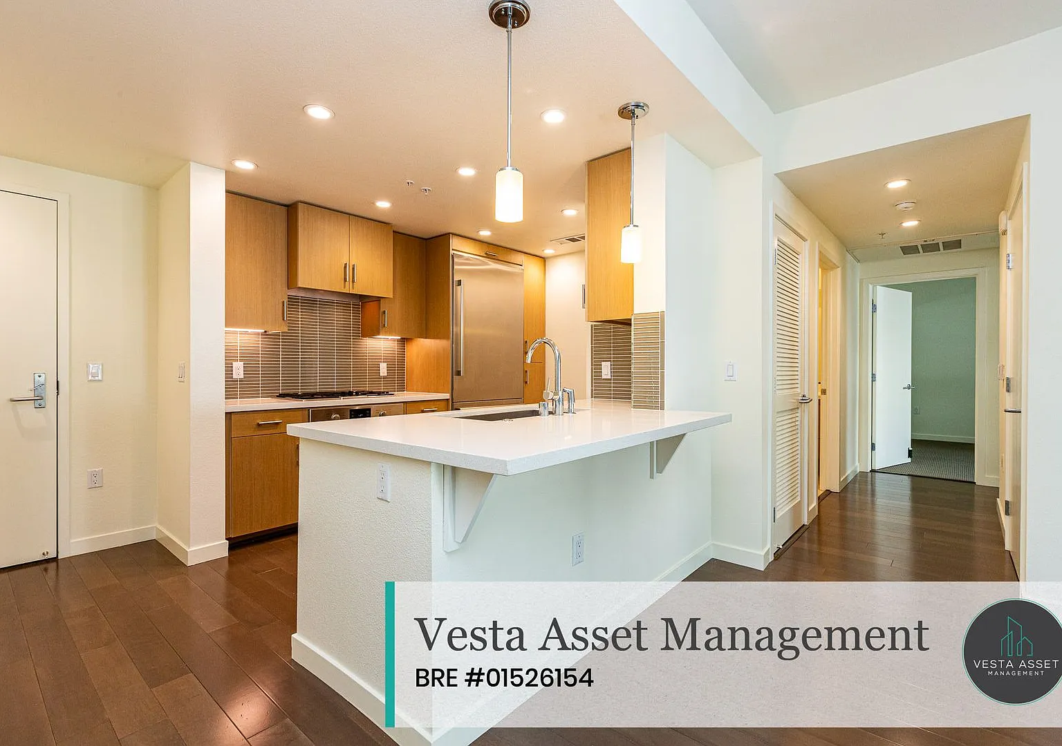 City Romance Meets Modern Luxury at 2655 Bush Street — Photo 2
