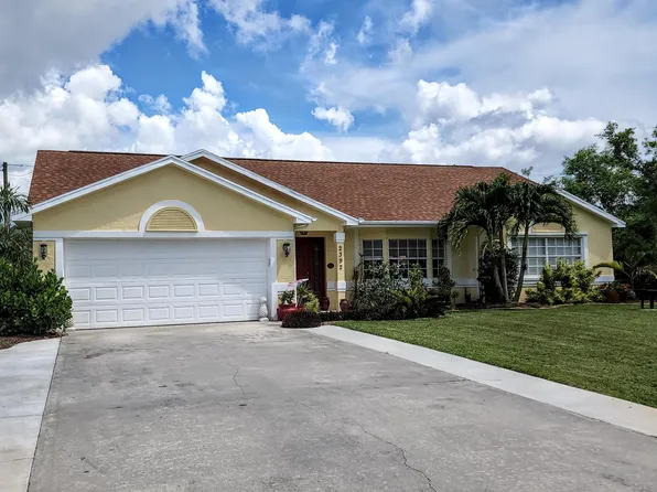 2392 SE Charleston Drive, Port St Lucie, FL 34952