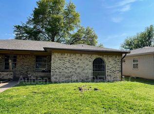 930 Lindy Ct, Irving, TX 75060