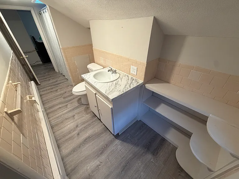 156 Yeoman Ave #3 — Photo 5
