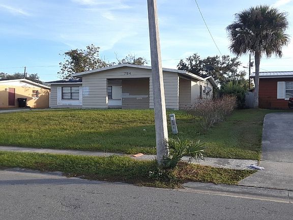 2nd image of 754 Evangeline Ave