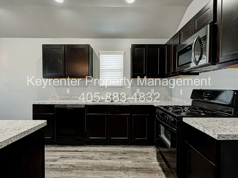 2029 W Antler Way — Photo 13