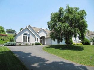 261 Old Delp Rd, Lancaster, PA 17601