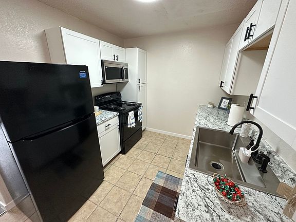 2nd image of 313 S Chickasaw Ave #6