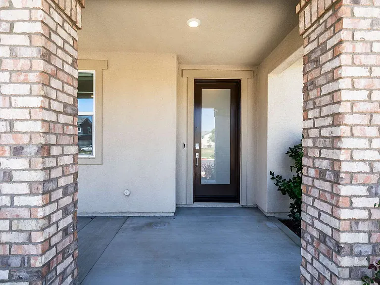 32465 Combine Dr — Photo 3