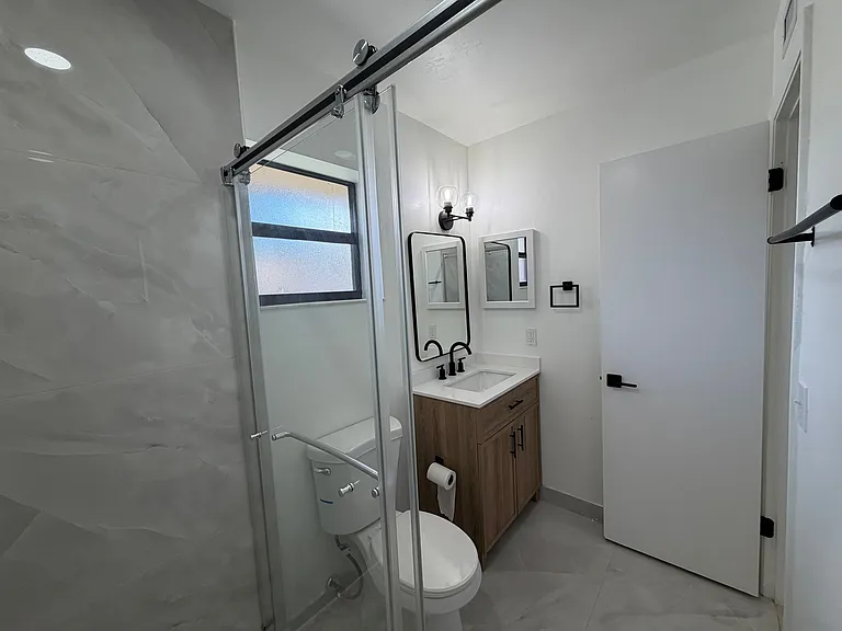 3683 Cocoplum Cir #3683 — Photo 9