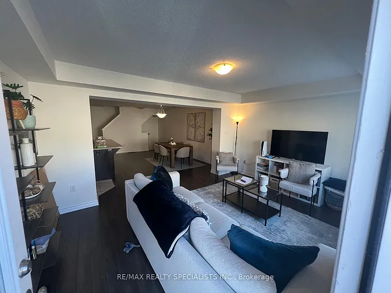 285 Casson Point — Photo 11