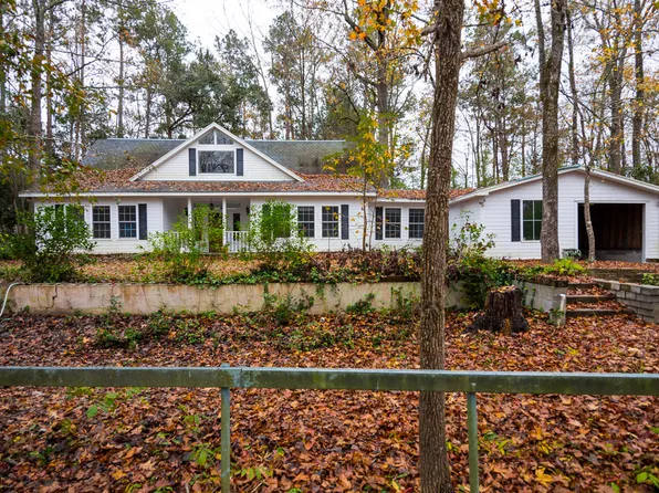 107 Paris Ln, Summerville, SC 29483