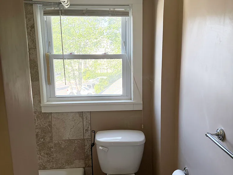 23 1/2 Central St #3 — Photo 11