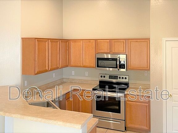 3rd image of 17403 W Caribbean Ln