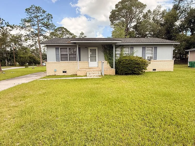 1200 Bethune Dr — Photo 1
