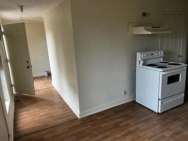 206B Gautier St #1 — Photo 1