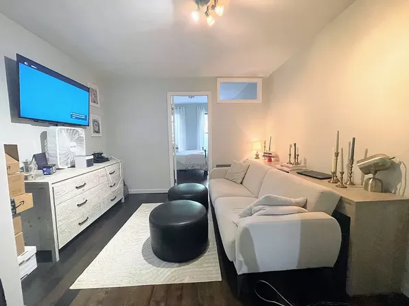 276 W 117th St APT 2B, New York, NY 10026