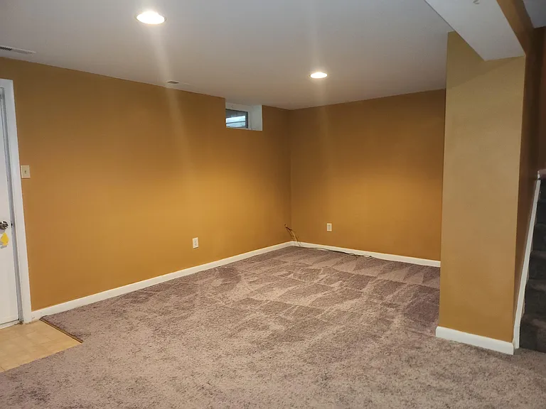 8212 Londonderry Ct — Photo 34