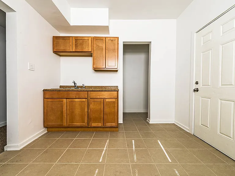 7135 S Blackstone — Photo 24